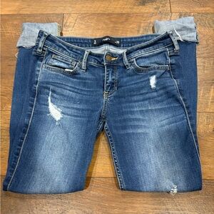 Hollister crop Blue Jeans with Distressed Details size 3